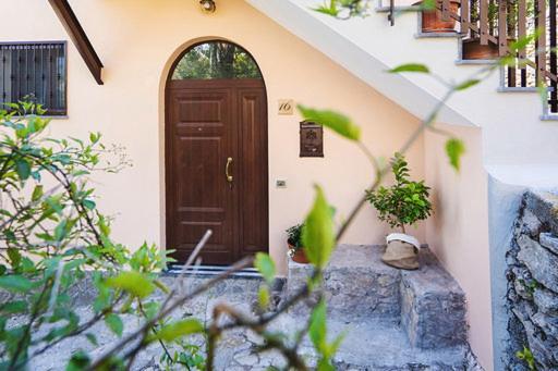 Nonna Carmela Apartment SantʼAgata sui Due Golfi Exteriér fotografie